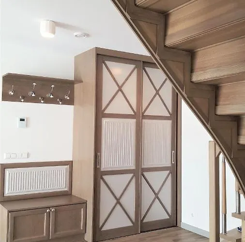 Aido Takas 4 Holiday *